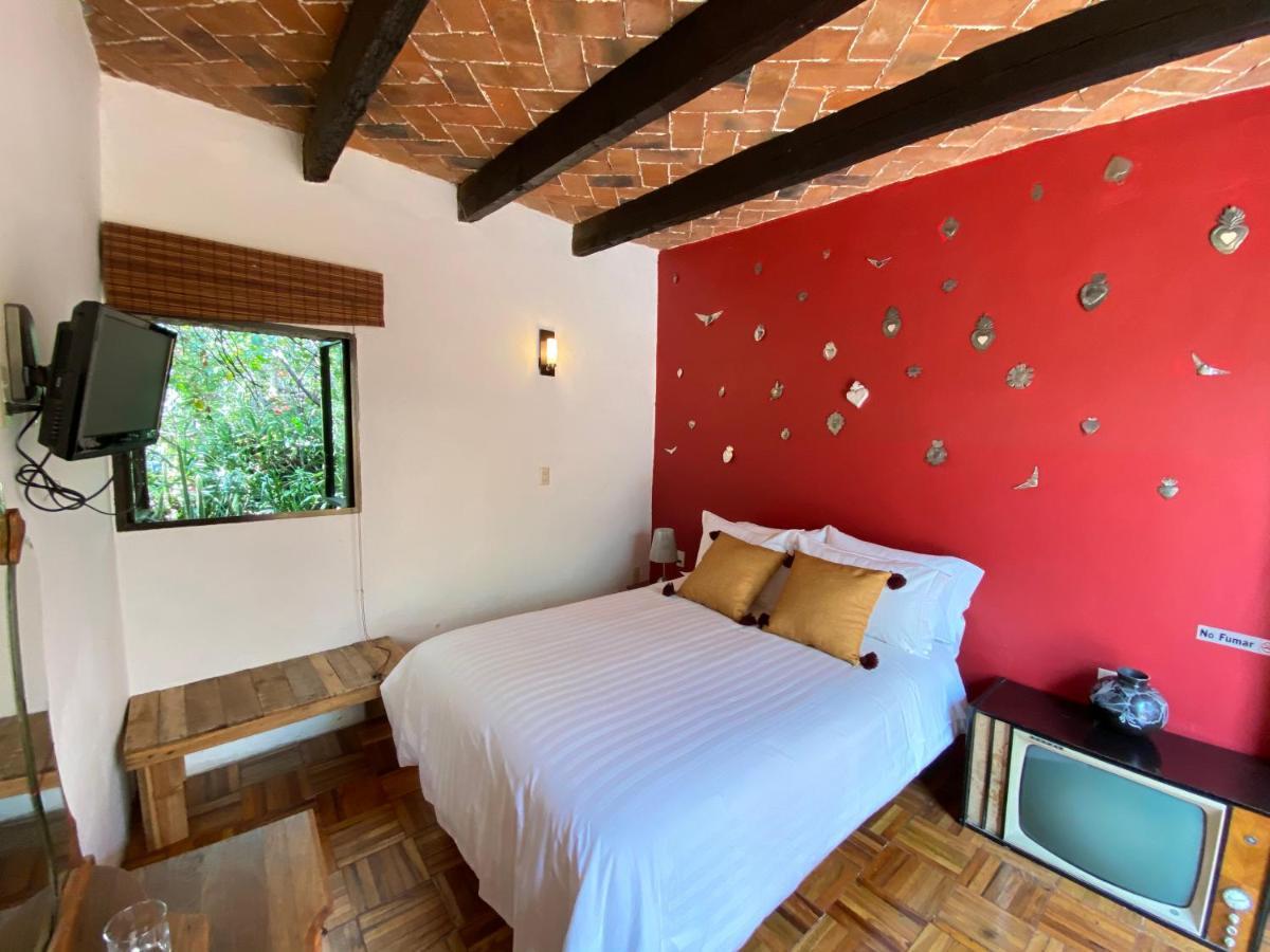 Posada Colibri - Hotel & Spa ซาน ฮวน ตีโอตีฮัวคัน ภายนอก รูปภาพ